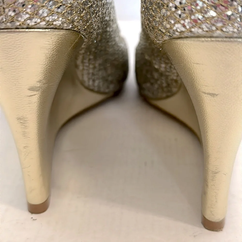 Badgley Mischka Awake Bridal Platino Glitter Pumps 8.5